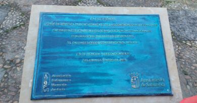 Homenaje y placa en Salamanca a los Brigadistas Internacionales